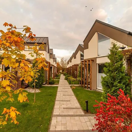 بيت للعطل Cottages, Air Conditioning, Pool