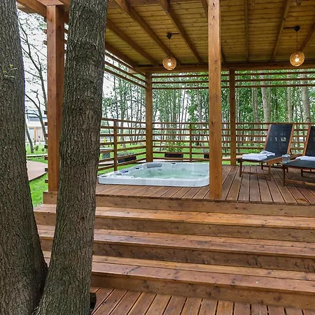 بيت للعطل Cottages, Air Conditioning, Pool *