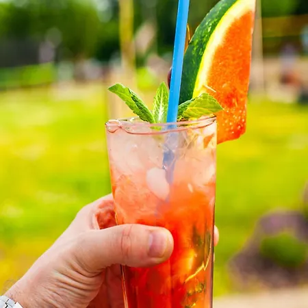 Cottages, Air Conditioning, Pool *