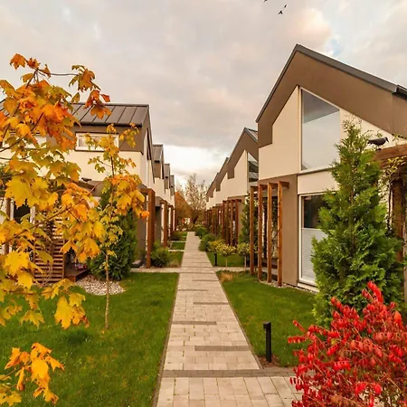 Cottages, Air Conditioning, Pool *