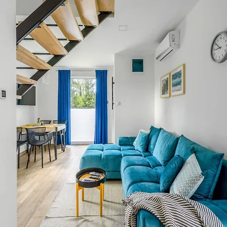 Cottages, Air Conditioning, Pool بيت للعطل *