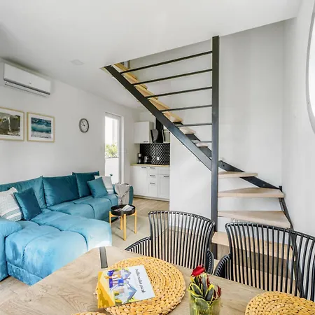 Cottages, Air Conditioning, Pool * نيخوجة